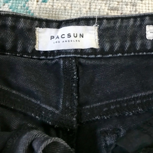 Pacsun black cut off shorts - Picture 4 of 4